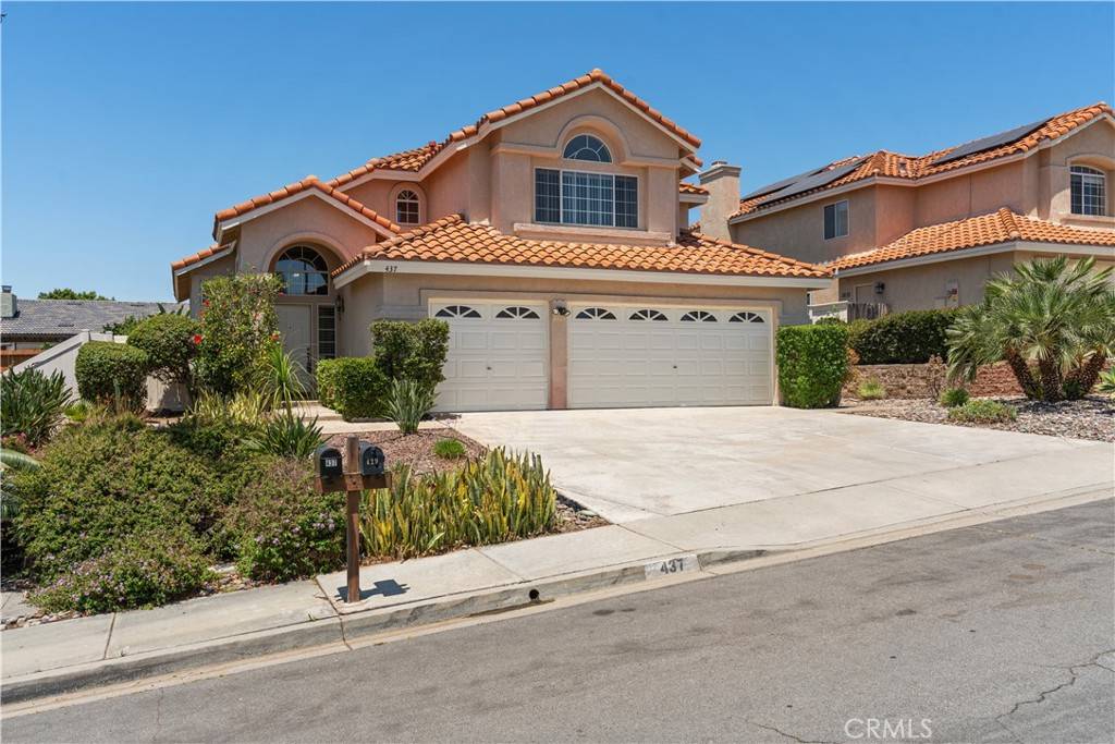 Fallbrook, CA 92028,437 Debra Ann DR