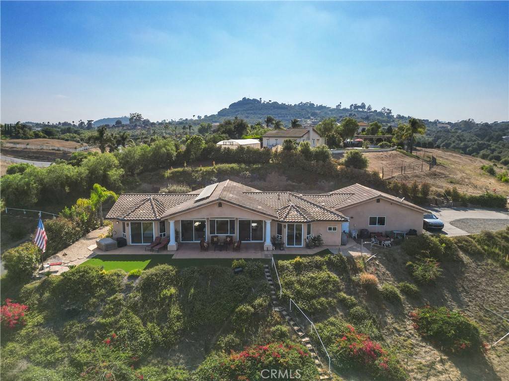 Fallbrook, CA 92028,255 Puerta De Lomas