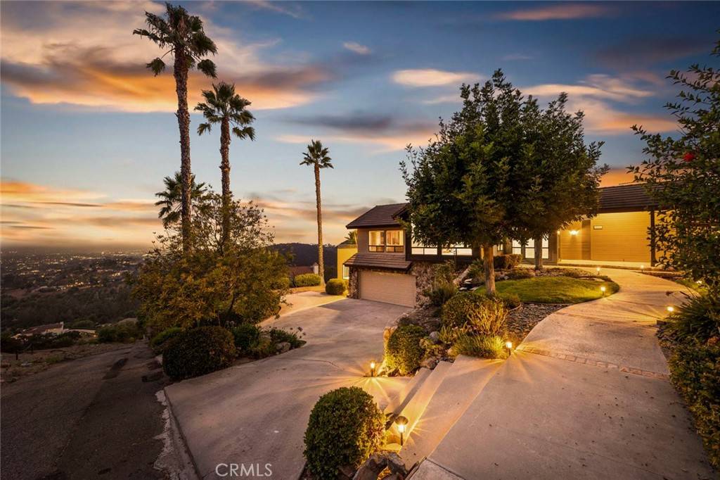 Vista, CA 92084,3696 Camino De Las Lomas