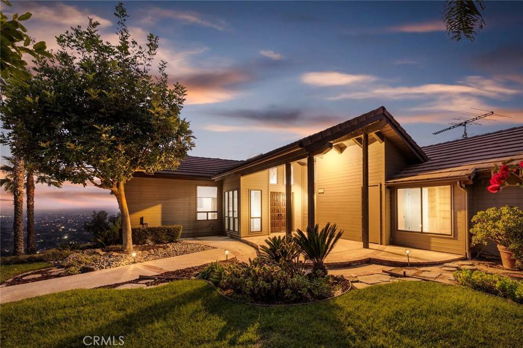 Vista, CA 92084,3696 Camino De Las Lomas