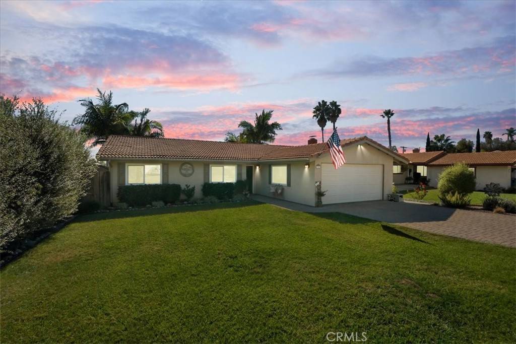 Fallbrook, CA 92028,1321 June