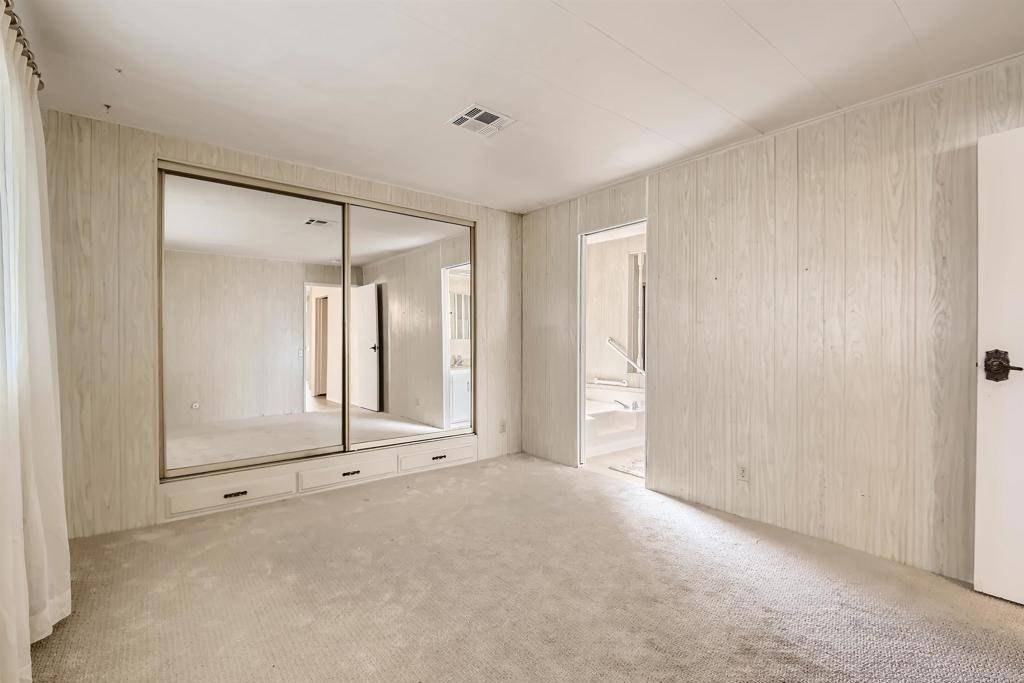 Escondido, CA 92029,955 Howard AVE #56