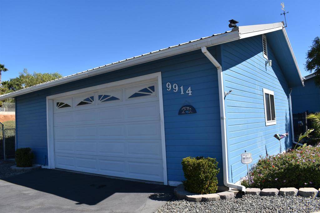Escondido, CA 92026,9914 W Lilac RD