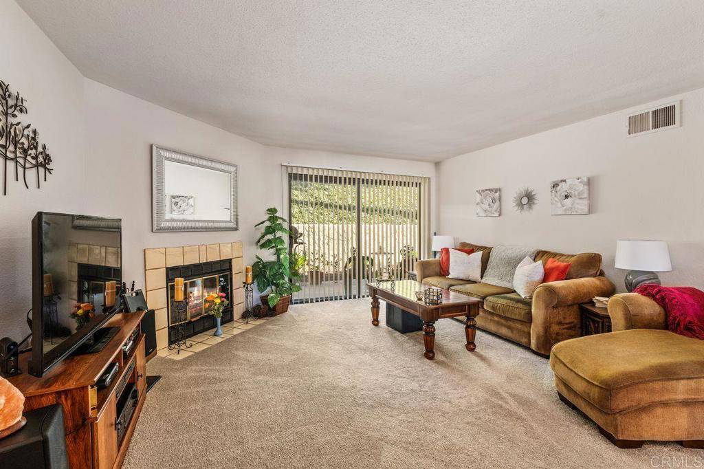 Carlsbad, CA 92009,3160 Arroyo Vista