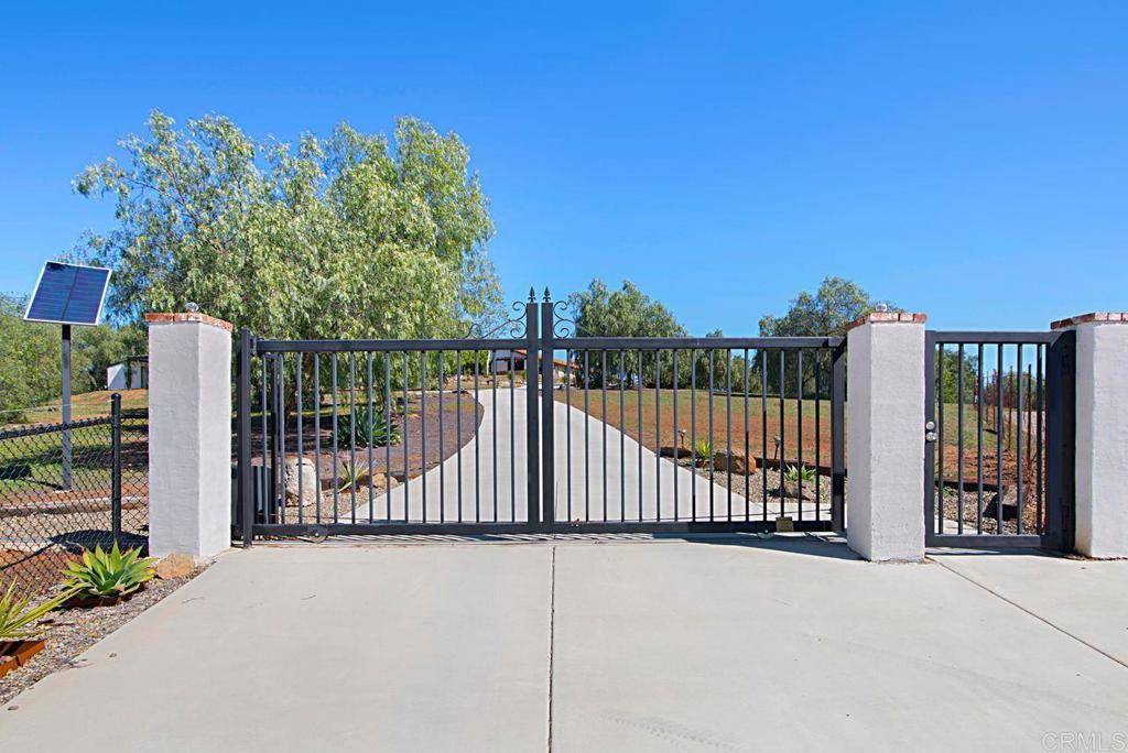 Valley Center, CA 92082,29573 Miller RD