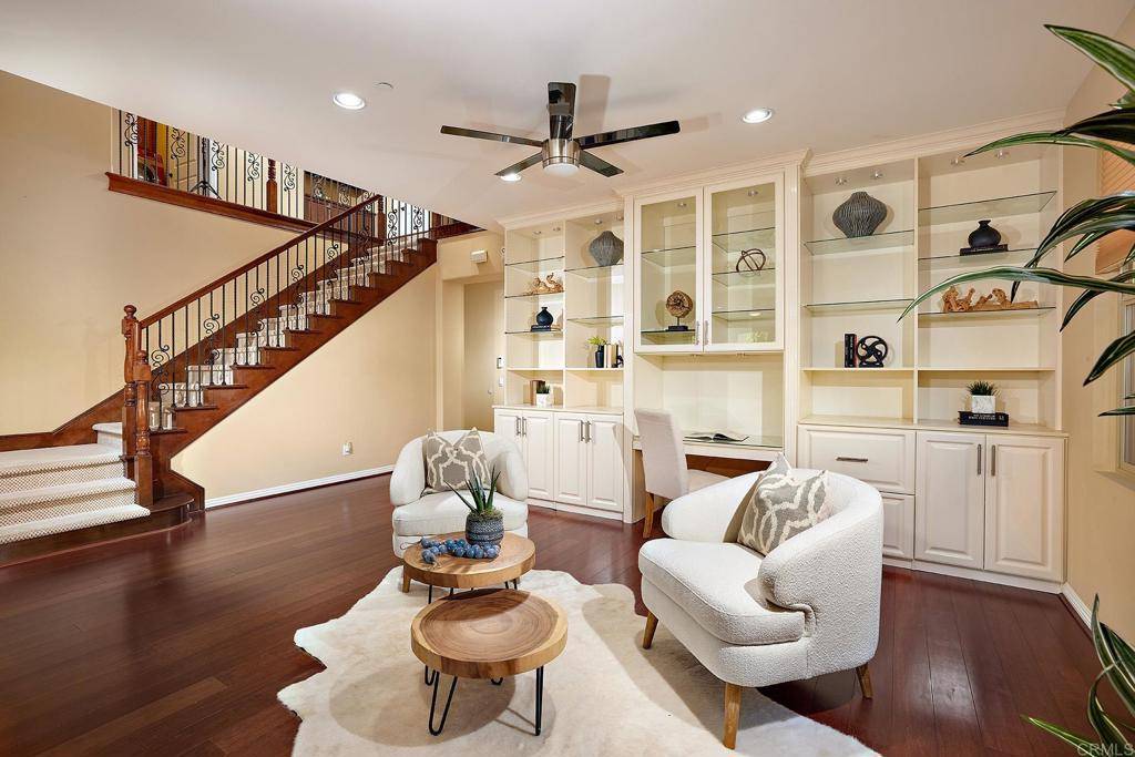 Carlsbad, CA 92009,7036 Sitio Frontera