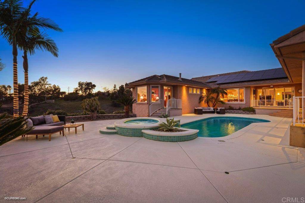 Escondido, CA 92025,3199 Crystal CT