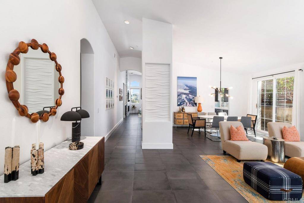 Vista, CA 92081,818 Sunset DR
