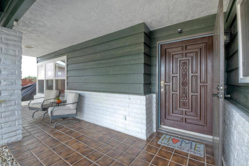 Escondido, CA 92026,1813 David DR