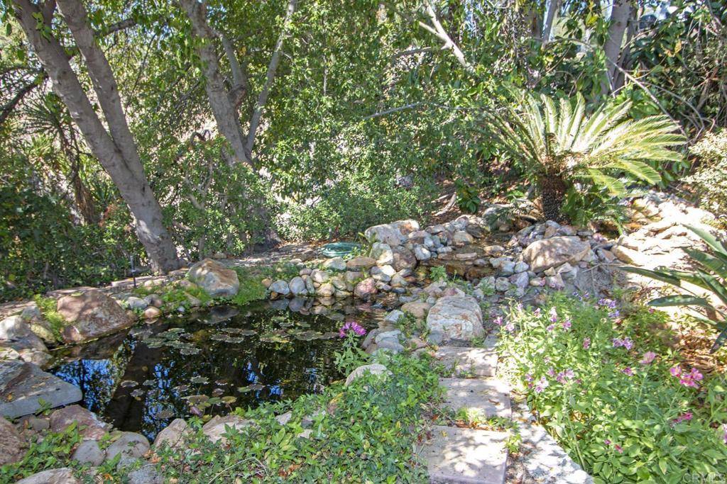 Fallbrook, CA 92028,2705 Via Del Robles