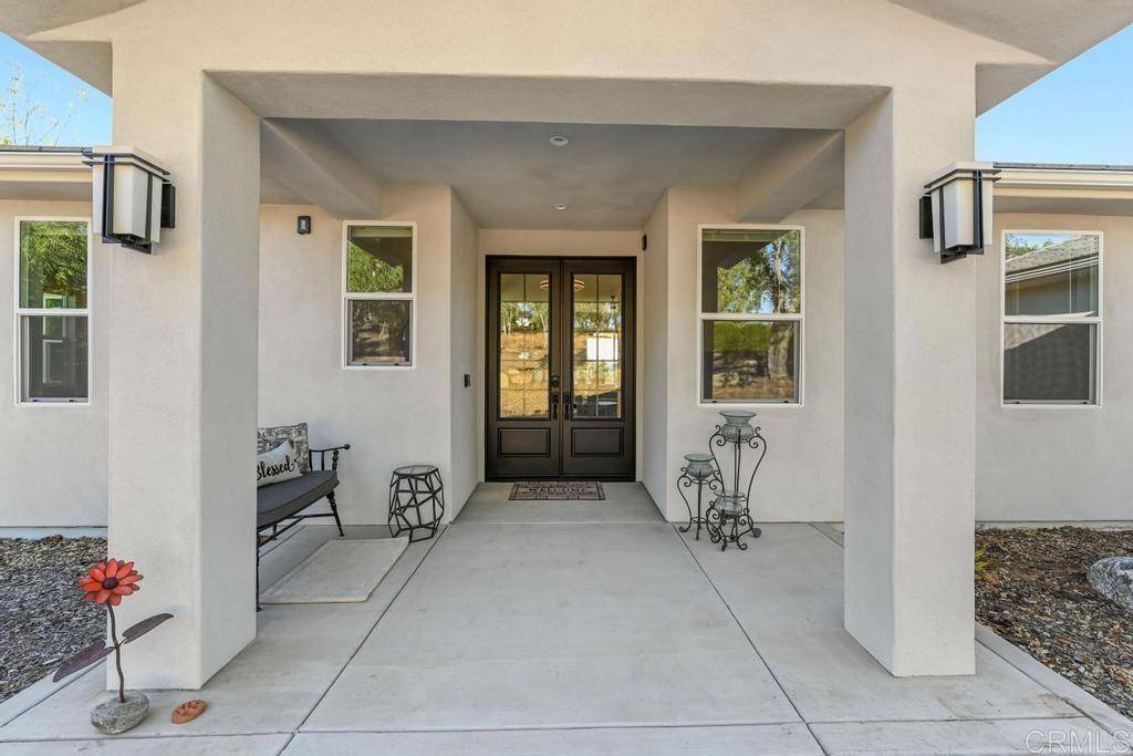 Fallbrook, CA 92028,1511 Dickey ST