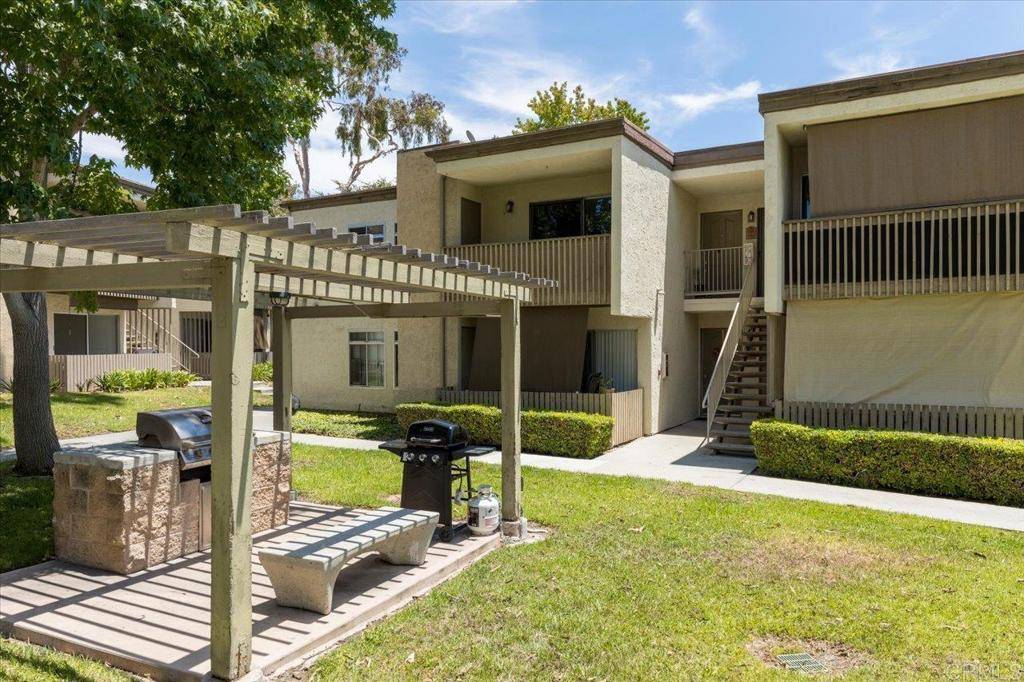 Oceanside, CA 92054,432 Edgehill LN #148