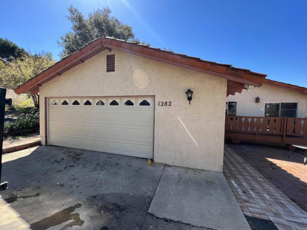 Fallbrook, CA 92028,1282 Riverview Drive