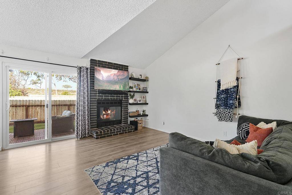 Oceanside, CA 92057,5632 Boot WAY