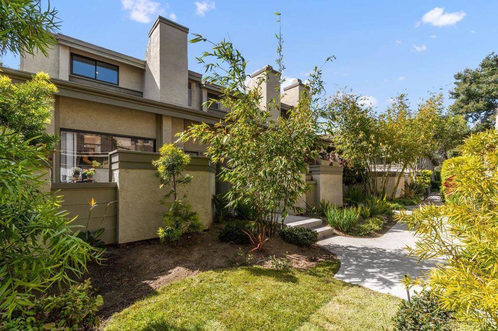 La Jolla, CA 92037,3319 Caminito Eastbluff #181