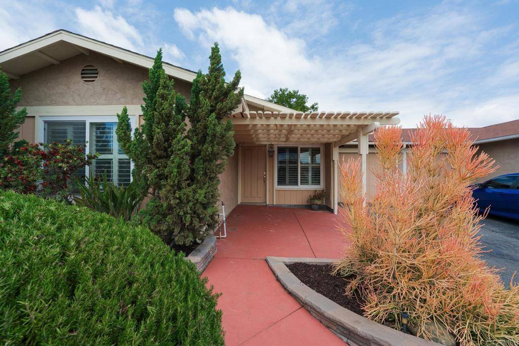 Oceanside, CA 92056,4562 Golden Ridge DR