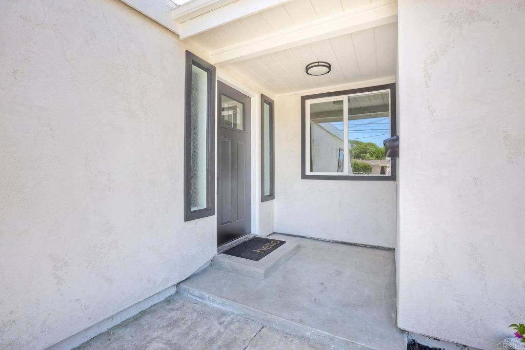 San Diego, CA 92123,3528 Dorchester DR