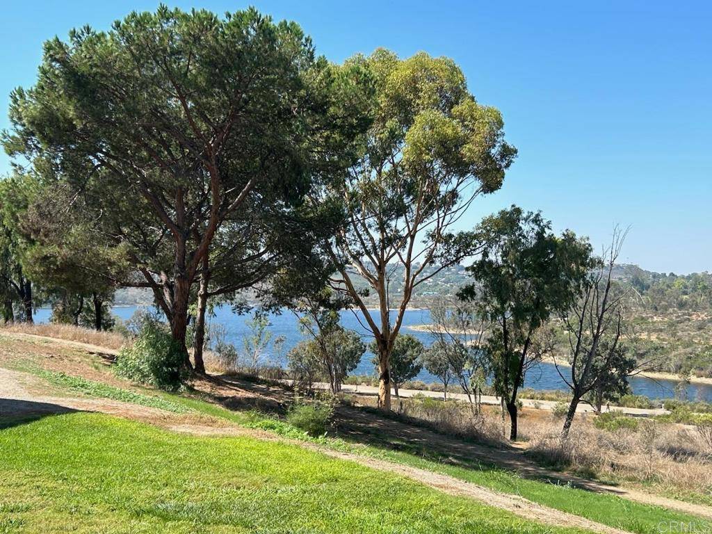 La Mesa, CA 91942,5712 Baltimore Drive #454