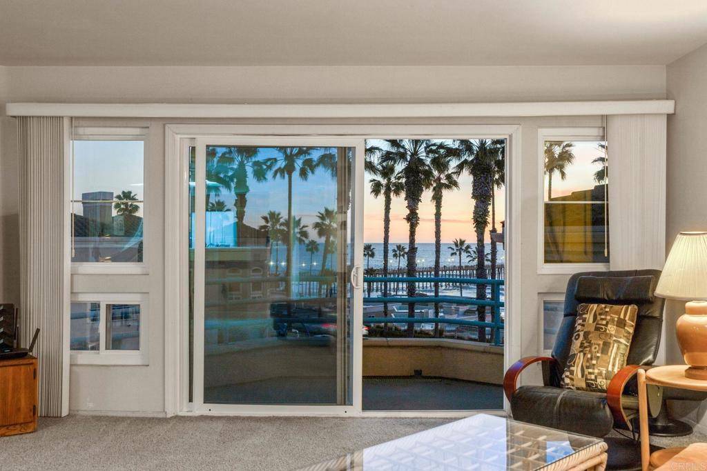 Oceanside, CA 92054,400 N Pacific ST #304