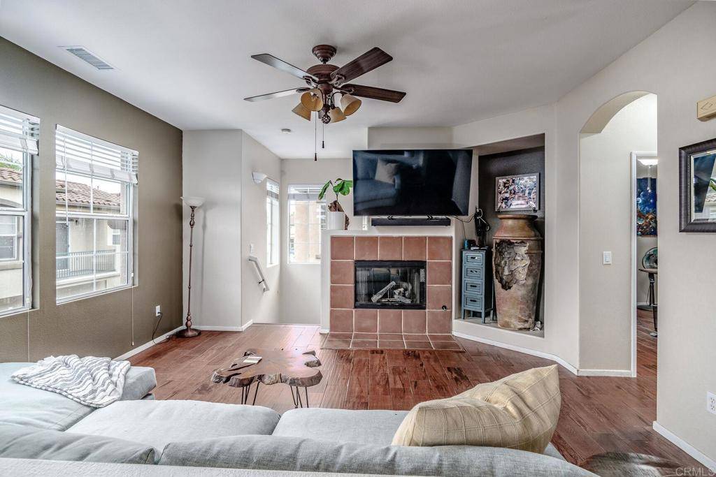 Oceanside, CA 92058,4484 Brisbane WAY #6