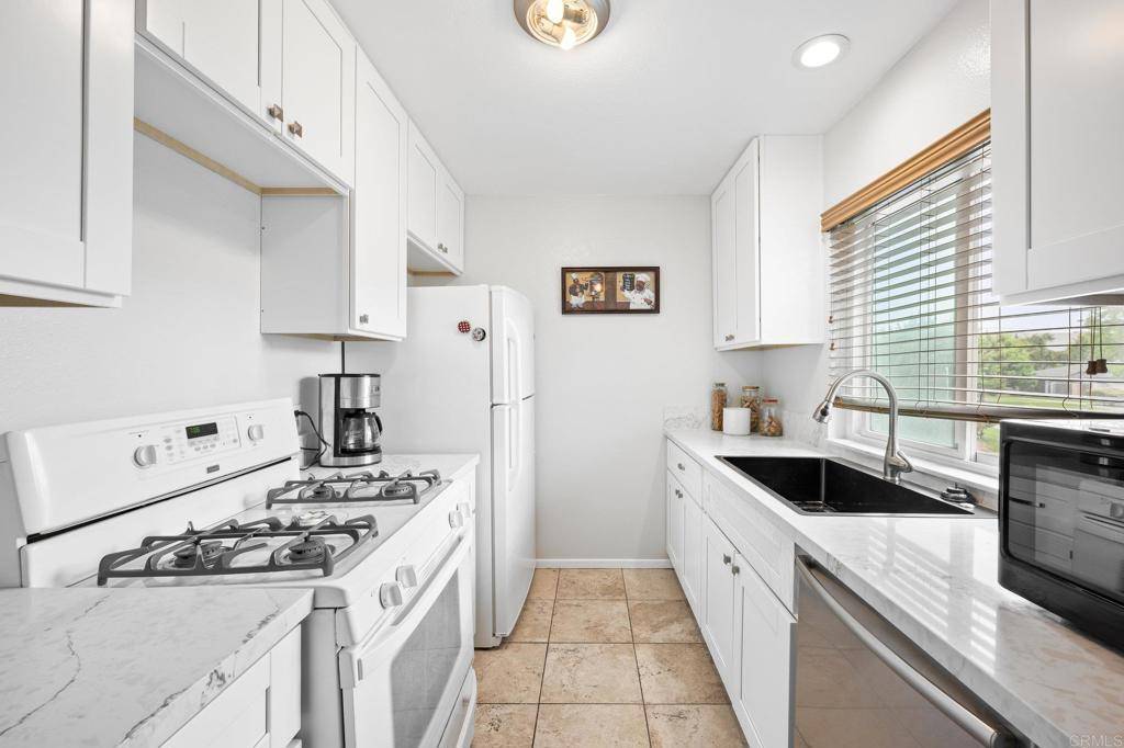 Oceanside, CA 92056,3427 Seabreeze WALK