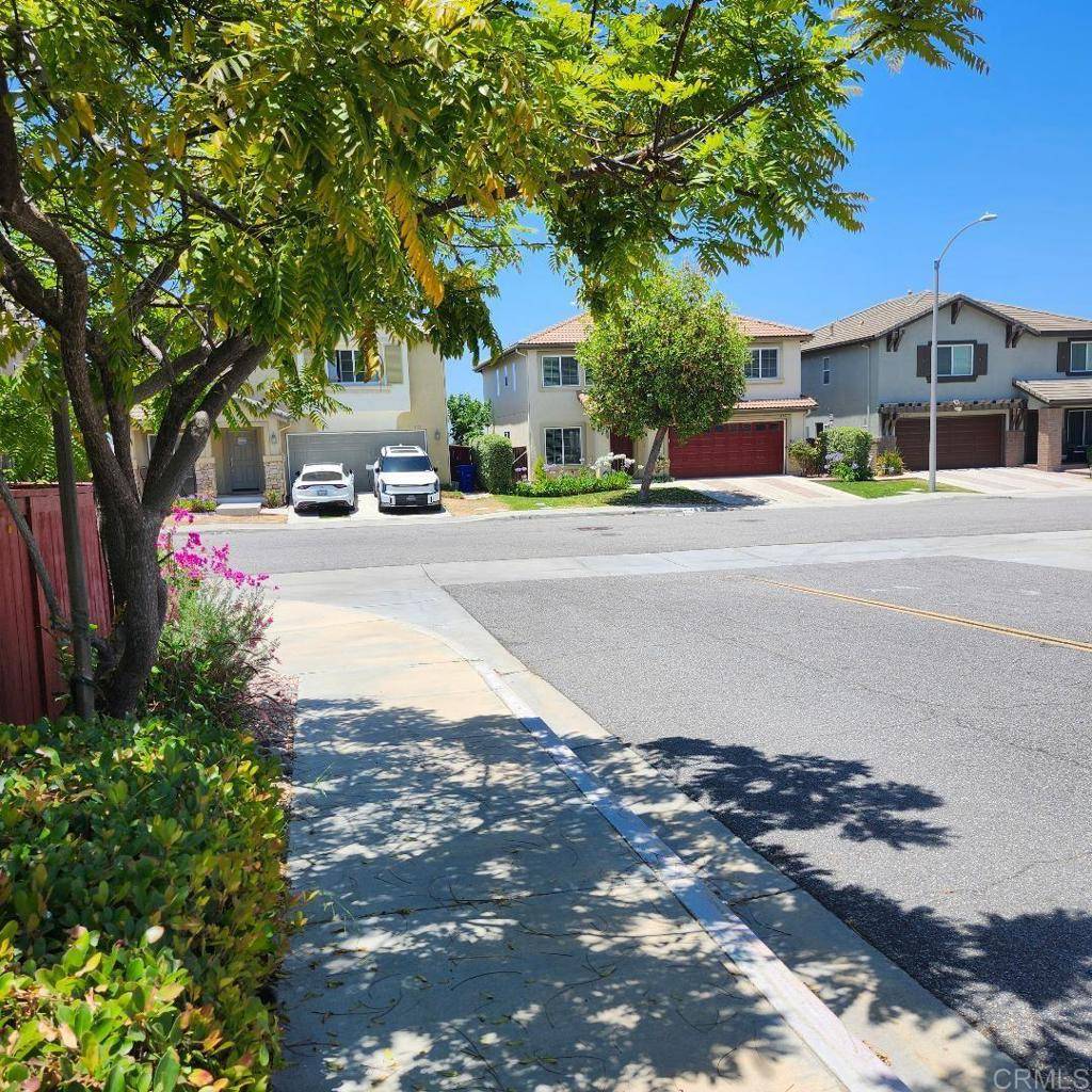San Marcos, CA 92069,874 Via La Venta