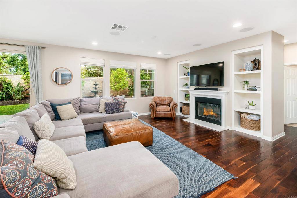 Carlsbad, CA 92010,3733 Arapaho PL
