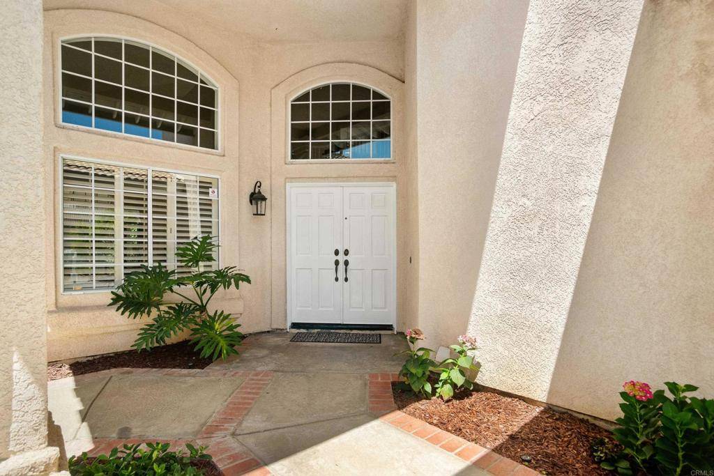 Vista, CA 92081,2160 Opal Ridge