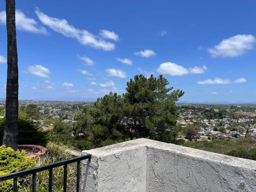 Oceanside, CA 92056,3757 Scenic Way