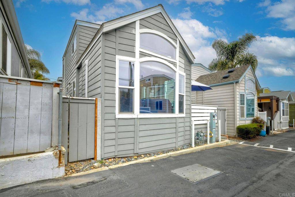 Encinitas, CA 92024,1624 N Coast Hwy 101 #31