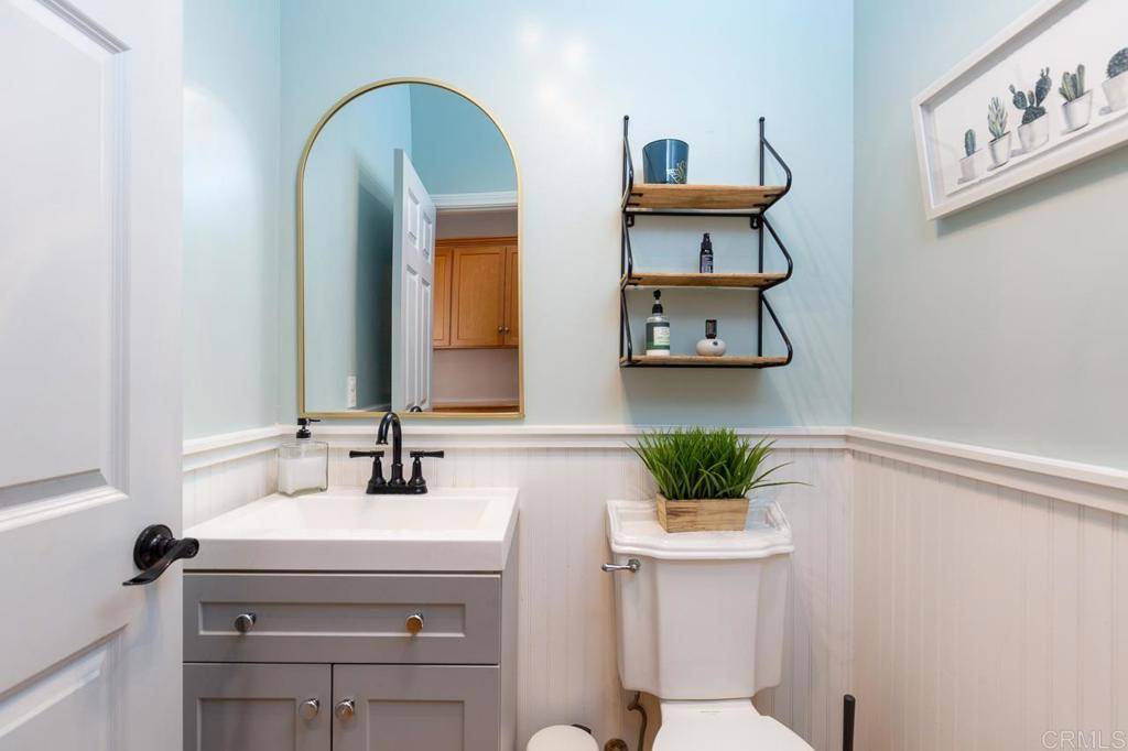 229 Holly RD El Cajon, CA 92021