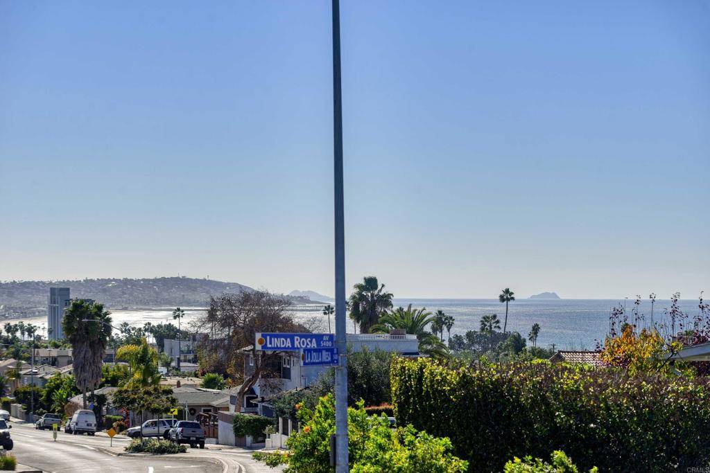 La Jolla, CA 92037,5411 Linda Rosa AVE