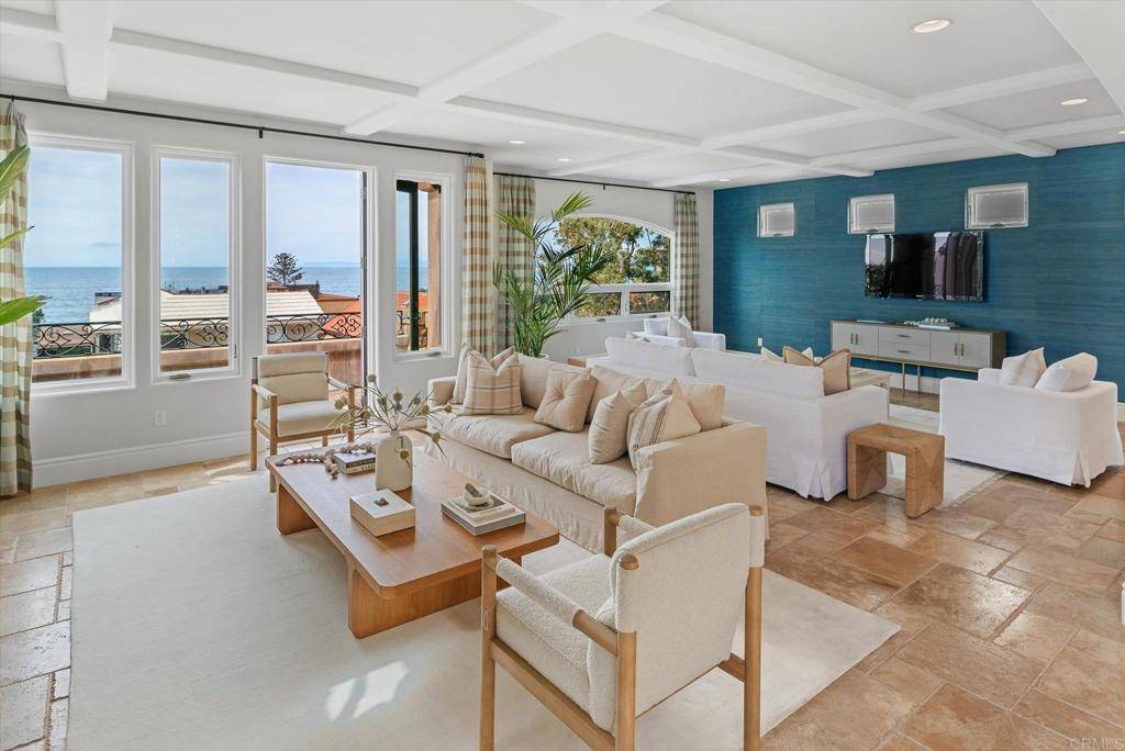 La Jolla, CA 92037,945 & 947 Coast BLVD S