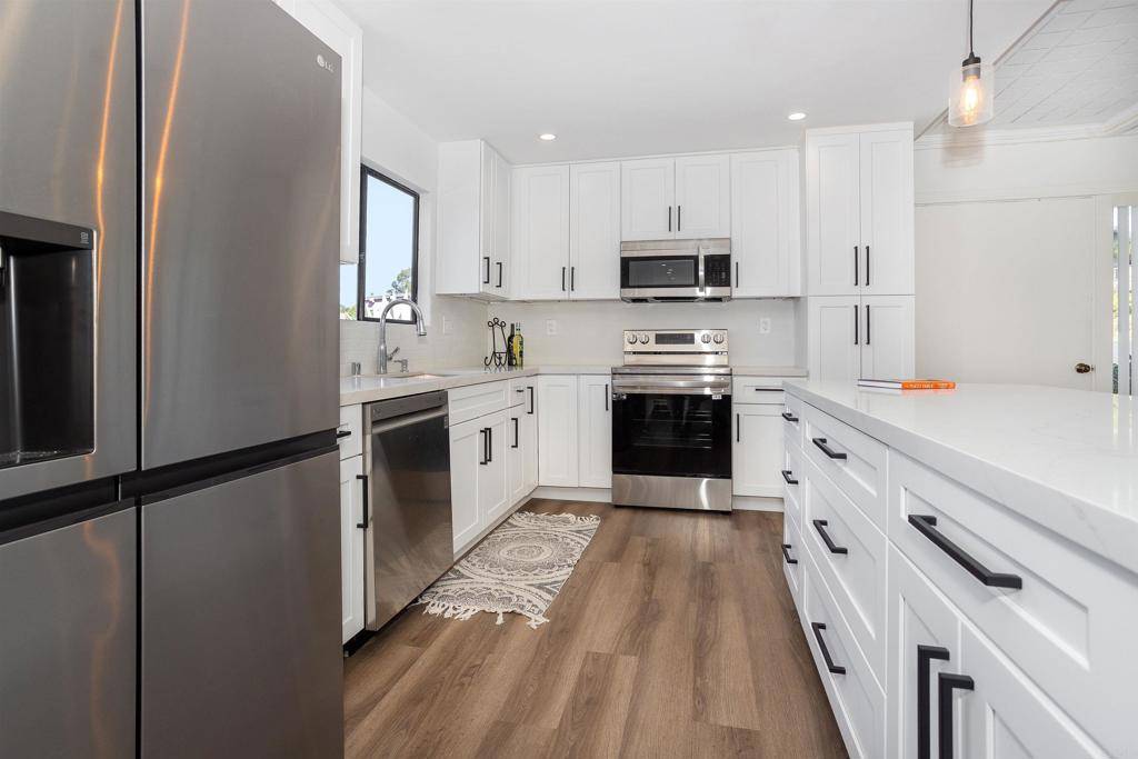 Oceanside, CA 92057,3621 Vista Campana S #108