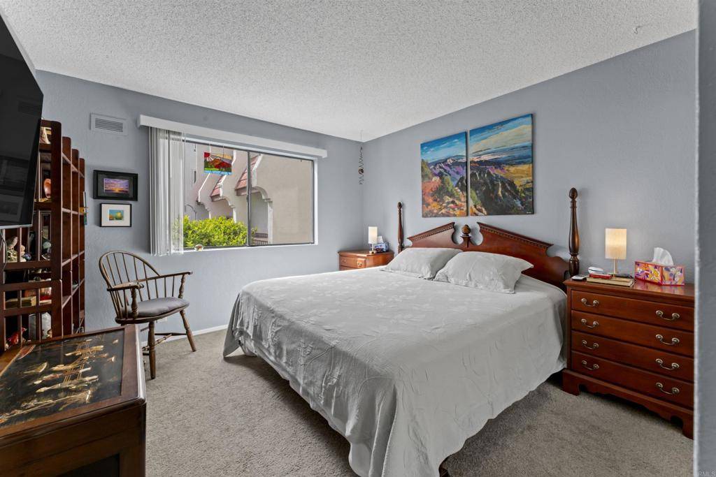 San Diego, CA 92122,6330 Genesee Ave #119