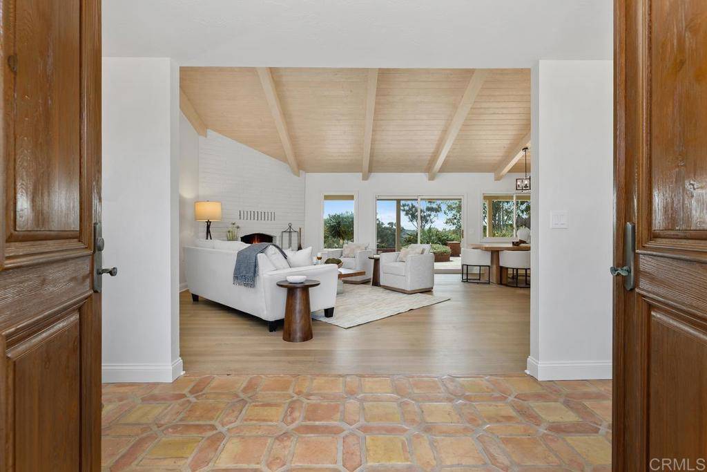 Escondido, CA 92029,20858 Fortuna Del Sur