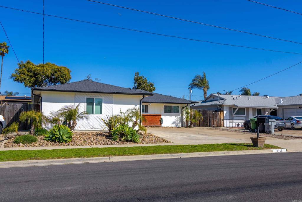 Oceanside, CA 92057,4916 Siesta DR