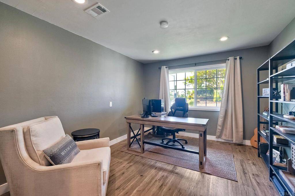 Oceanside, CA 92056,2760 Thunder DR