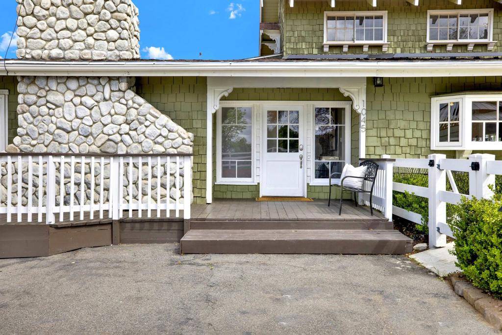 Fallbrook, CA 92028,1045 Big Oak Ranch RD