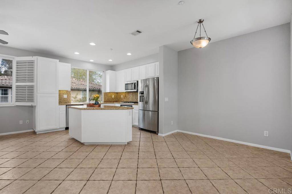San Diego, CA 92127,14658 Via Fiesta #3