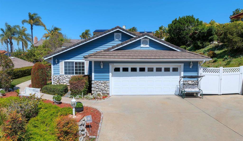 Vista, CA 92083,223 Presley Place