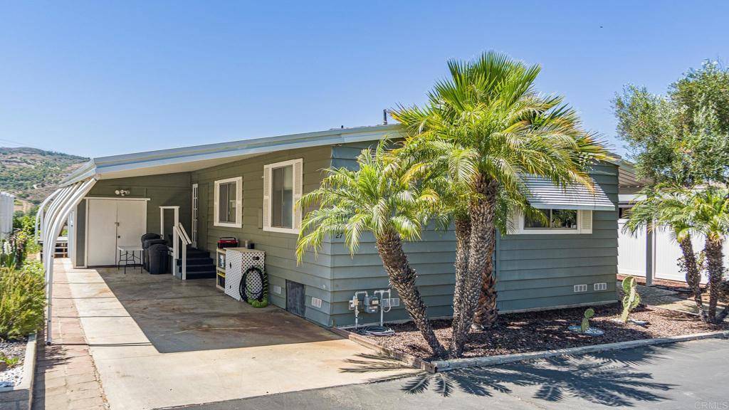 Fallbrook, CA 92028,4650 Dulin RD #27
