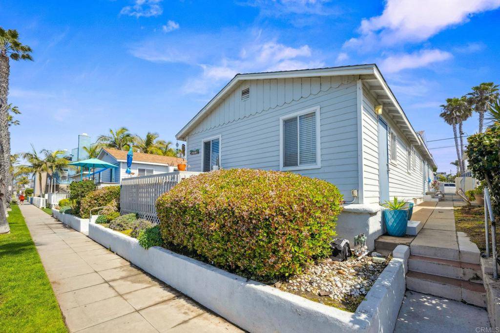 Oceanside, CA 92054,920 S Pacific ST