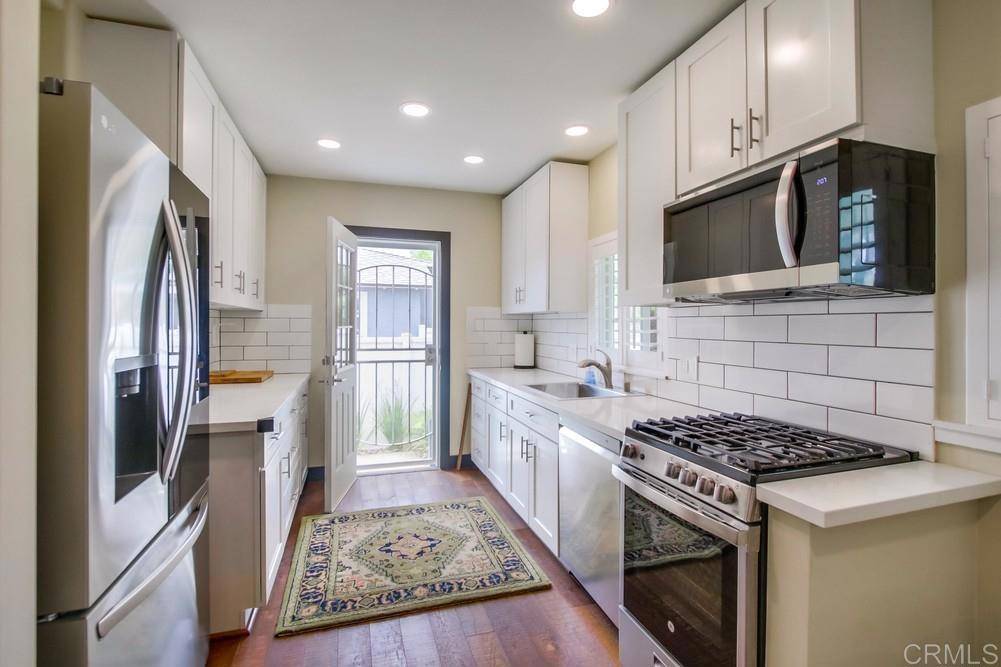 Oceanside, CA 92054,1619 Alvarado ST