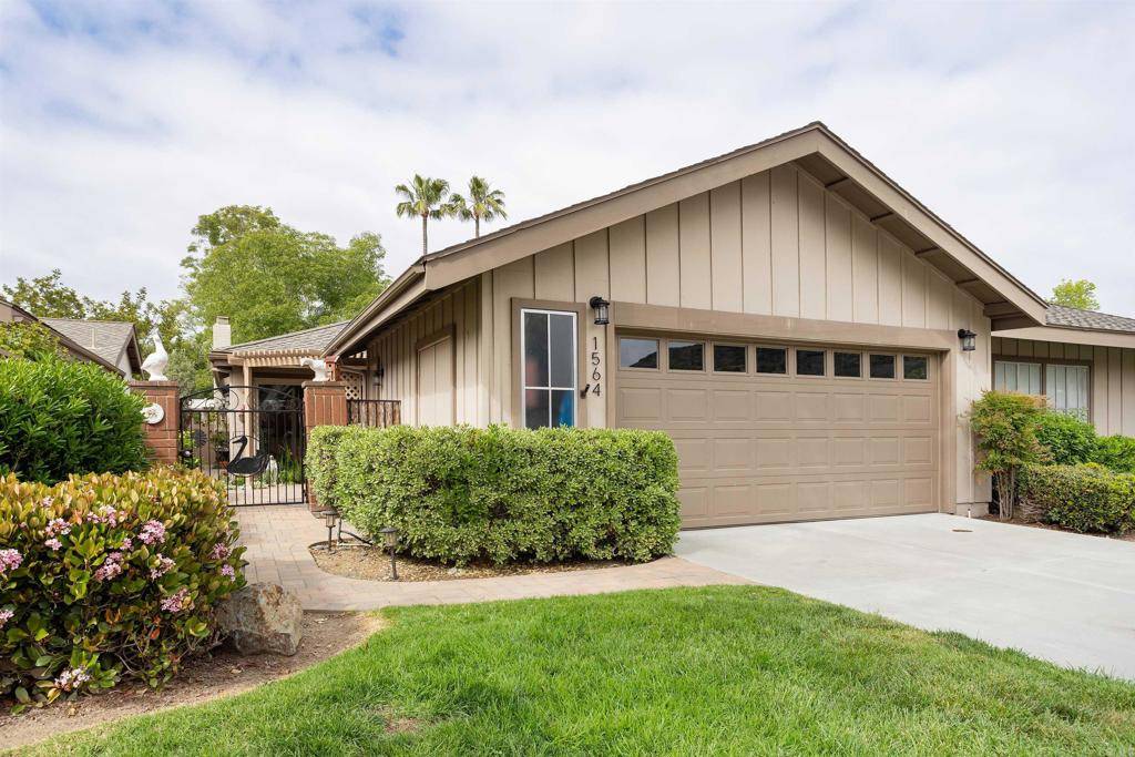 San Marcos, CA 92078,1564 Via Brisa Del Lago