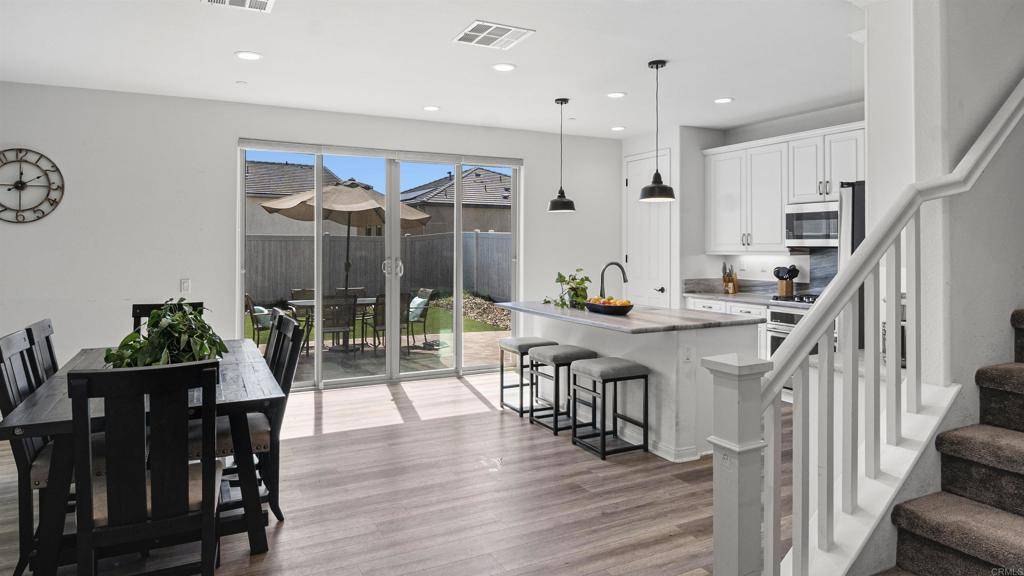 Valley Center, CA 92082,27924 Barley CT