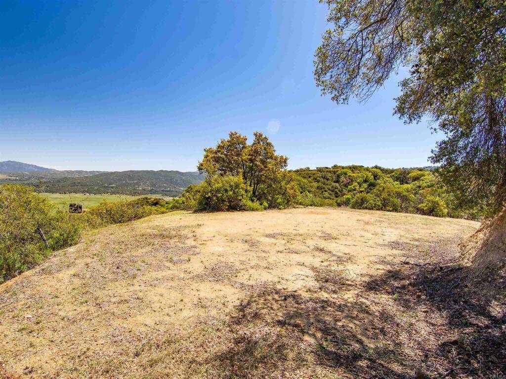 Santa Ysabel, CA 92070,17 Bobcat Trail