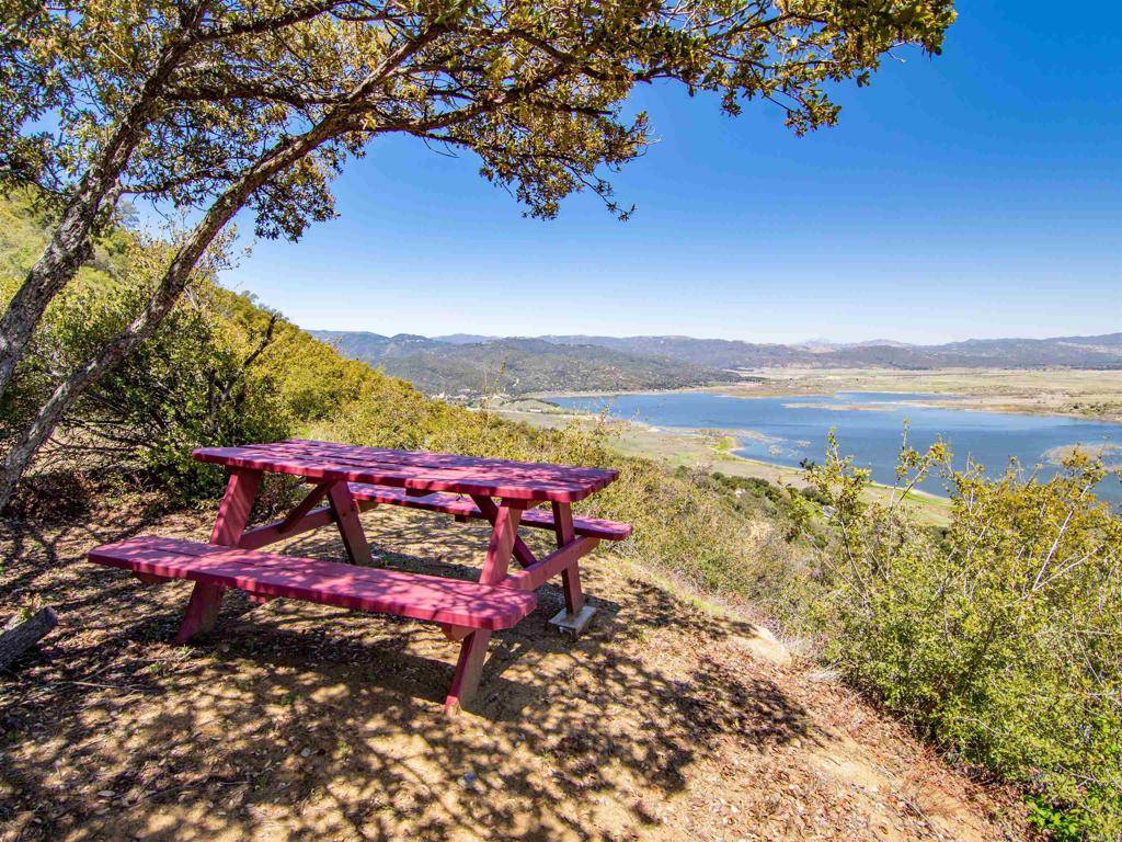 Santa Ysabel, CA 92070,17 Bobcat Trail