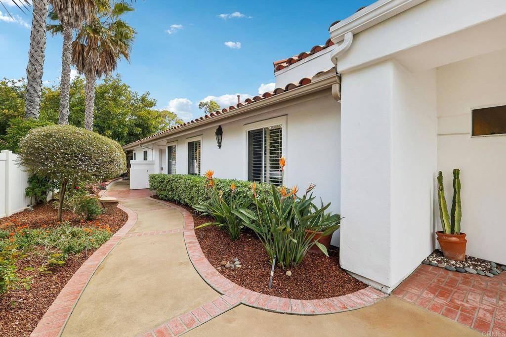 Oceanside, CA 92056,4946 Alicante WAY