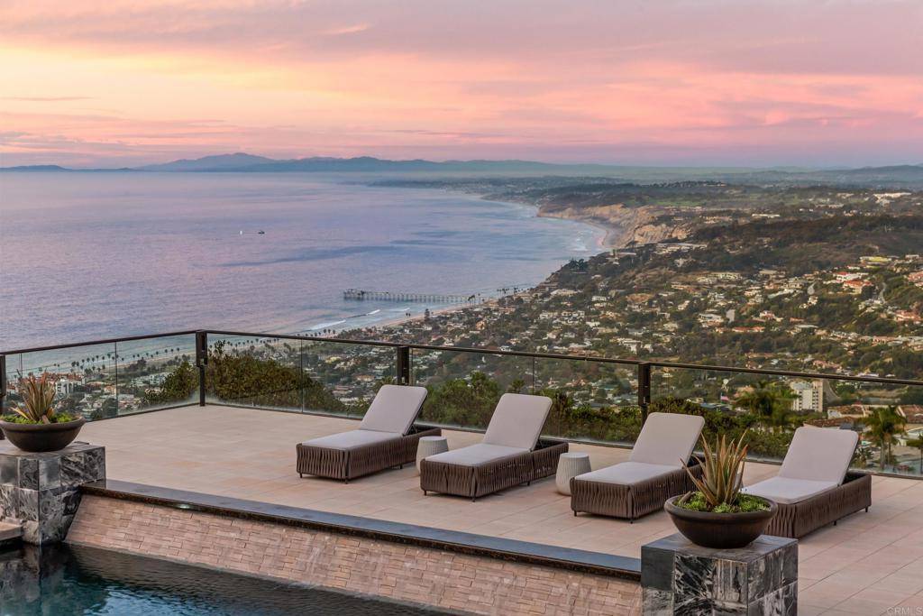 La Jolla, CA 92037,2082 Via Casa Alta